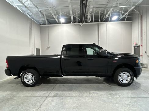 Used 2024 RAM 2500 Tradesman w/ Snow Chief Group AWD/4WD image 5