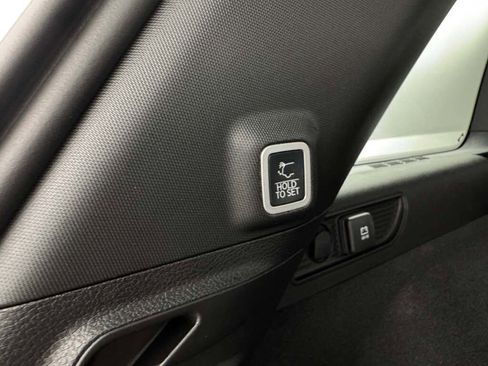 New 2025 Jeep Grand Cherokee Overland w/ Trailer Tow Package image 39