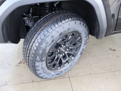 New 2026 GMC Canyon Elevation w/ Convenience Package AWD/4WD image 38