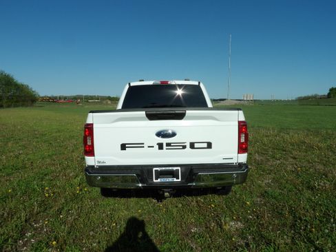 Used 2023 Ford F150 XLT image 7