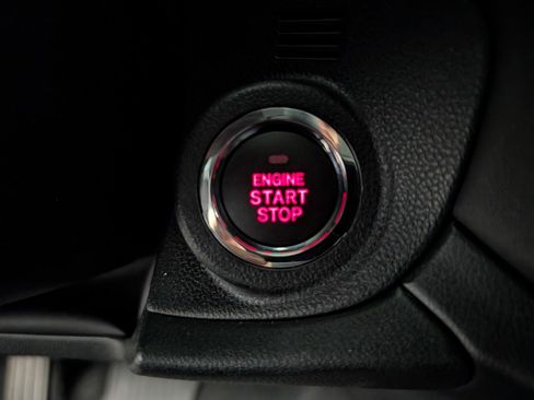 Used 2025 Subaru Outback Premium image 24