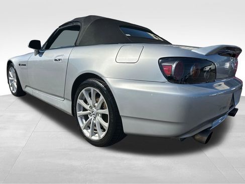 Used 2006 Honda S2000 image 3