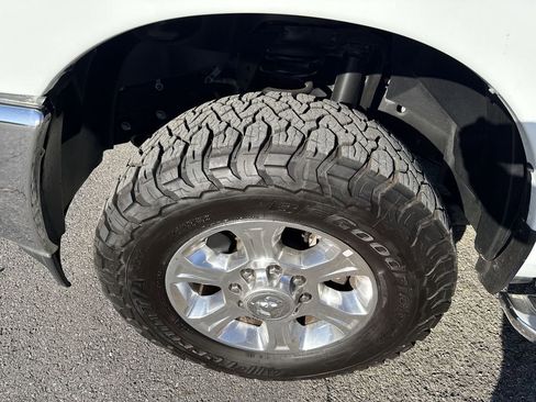 Used 2023 RAM 2500 Big Horn w/ Level 1 Equipment Group image 24