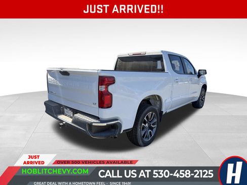 Used 2021 Chevrolet Silverado 1500 LT AWD/4WD image 2