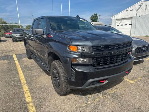 Used 2020 Chevrolet Silverado 1500 Custom Trail Boss w/ Custom Convenience Package AWD/4WD image 27