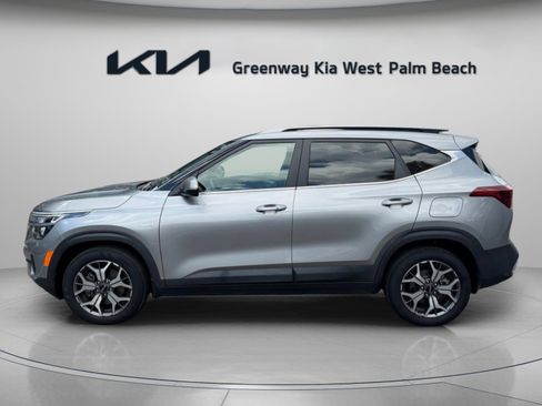 Used 2023 Kia Seltos EX AWD/4WD image 4