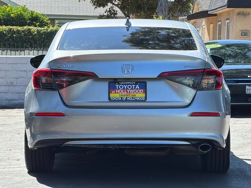 Used 2024 Honda Civic Sport image 5