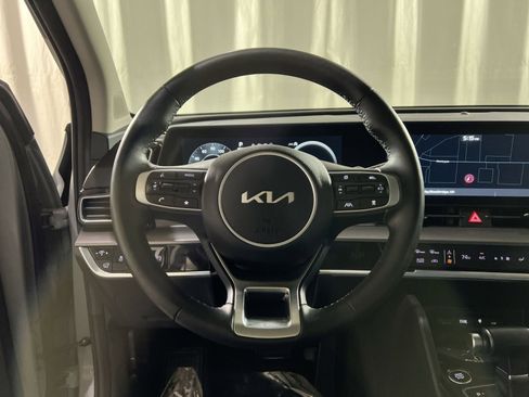 Used 2023 Kia Sportage SX image 23