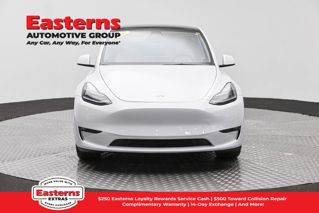 Used 2022 Tesla Model Y Long Range AWD/4WD image 3