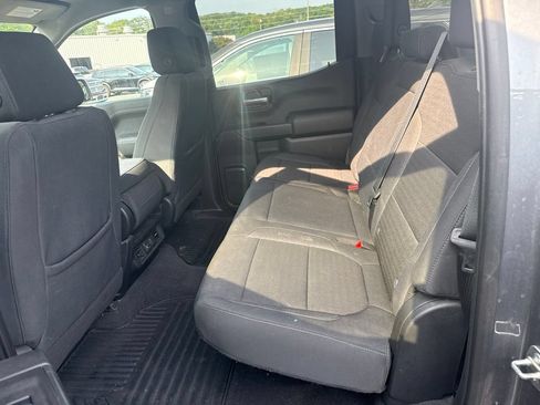 Used 2020 Chevrolet Silverado 1500 LT w/ Convenience Package AWD/4WD image 6