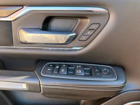 Used 2022 RAM 1500 Laramie AWD/4WD image 29