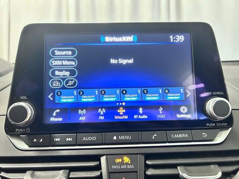 Used 2023 Nissan Altima 2.5 SV image 13