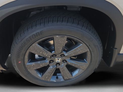 New 2026 Honda Pilot Sport image 28