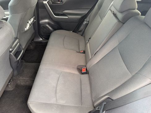 Used 2020 Toyota RAV4 LE w/ Carpet Mat Package FWD image 30