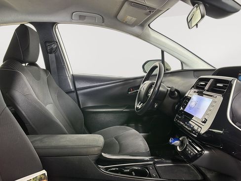 Used 2020 Toyota Prius Prime LE image 20