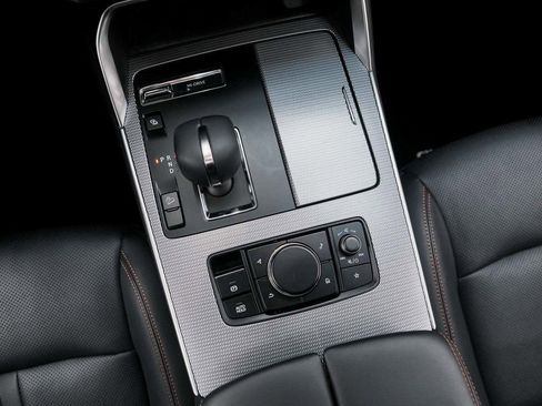 Used 2024 MAZDA CX-90 Plug-In Hybrid w/ Preferred image 27