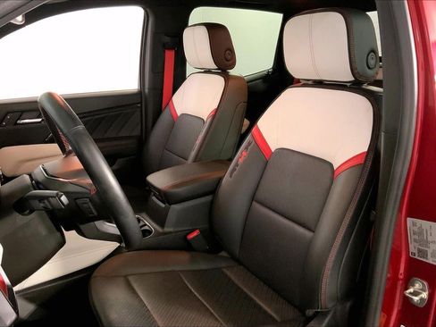 Used 2023 GMC Canyon AT4X image 22