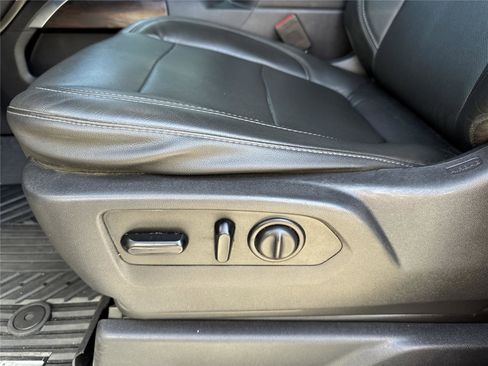 Used 2019 GMC Sierra 1500 SLT w/ SLT Premium Plus Package AWD/4WD image 13