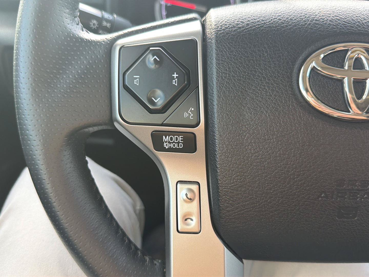 Certified 2021 Toyota 4Runner Limited RWD image 27