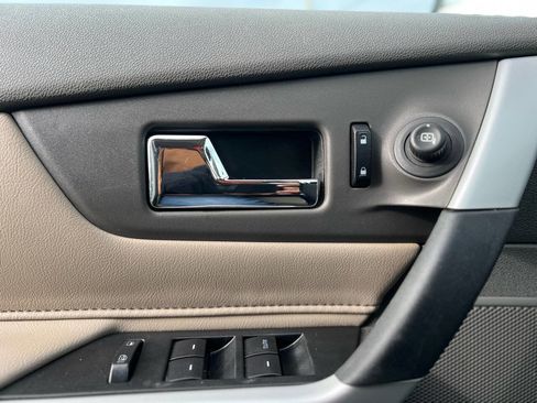 Used 2013 Ford Edge SEL image 37