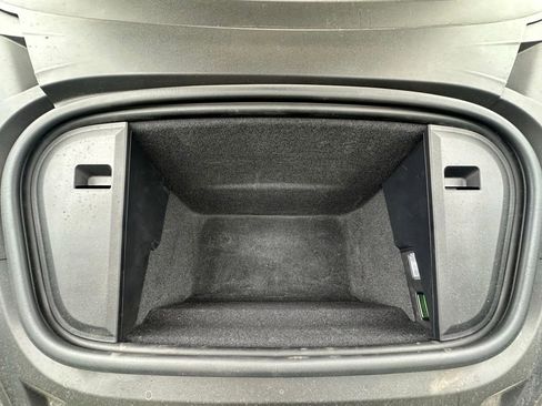 Certified 2021 Porsche Taycan Turbo w/ Premium Package AWD/4WD image 42