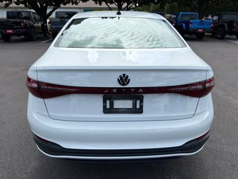 Used 2025 Volkswagen Jetta S FWD image 4