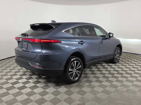 Used 2024 Toyota Venza LE image 8