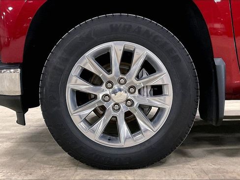 Used 2019 Chevrolet Silverado 1500 LTZ image 9