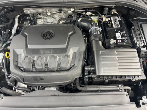Used 2022 Volkswagen Tiguan SE image 30