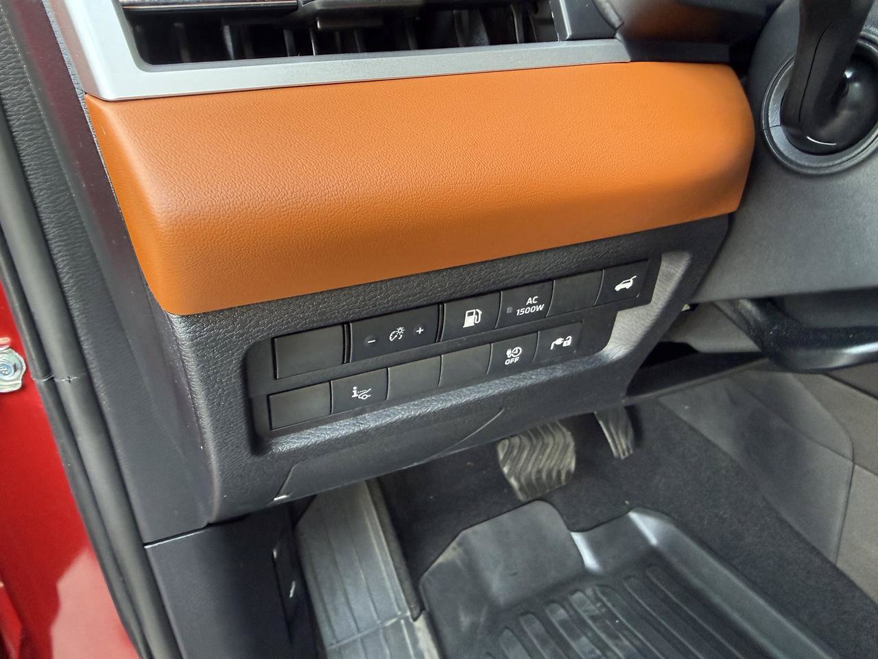 Used 2025 Mitsubishi Outlander SEL AWD/4WD image 14