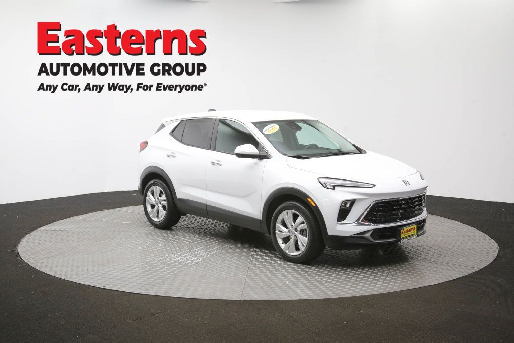 Used 2024 Buick Encore GX Preferred FWD image 45