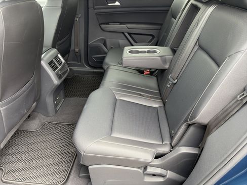 Used 2020 Volkswagen Atlas Cross Sport SE AWD/4WD image 23
