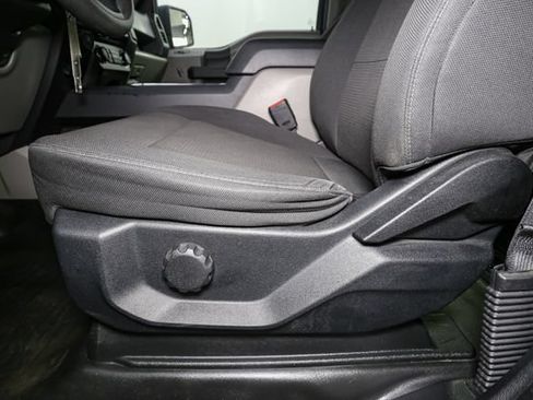 Used 2017 Ford F150 XL w/ Equipment Group 101A Mid AWD/4WD image 33