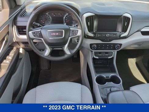 Certified 2023 GMC Terrain SLE AWD/4WD image 18