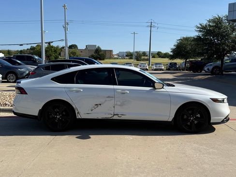Used 2023 Honda Accord Sport image 6