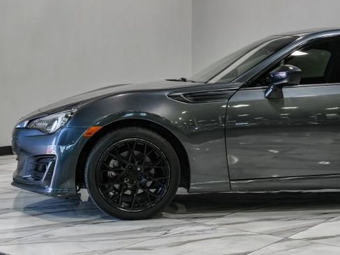 Used 2018 Subaru BRZ Limited w/ Popular Package #3 RWD image 17