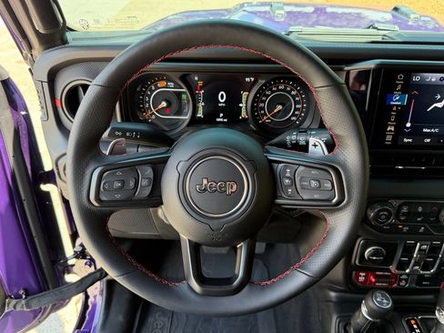 Used 2026 Jeep Wrangler Unlimited Rubicon 392 w/ Quick Order Package 27X Moab AWD/4WD image 17