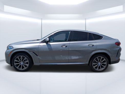 Used 2025 BMW X6 xDrive40i AWD/4WD image 6