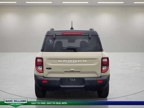 Used 2025 Ford Bronco Sport Outer Banks w/ Outer Banks Tech Package+ AWD/4WD image 5