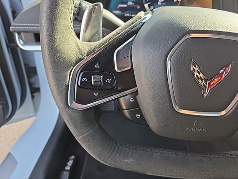 Used 2023 Chevrolet Corvette Stingray Coupe w/ Z51 Performance Package image 16