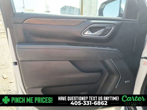 Used 2023 Chevrolet Suburban Premier image 22