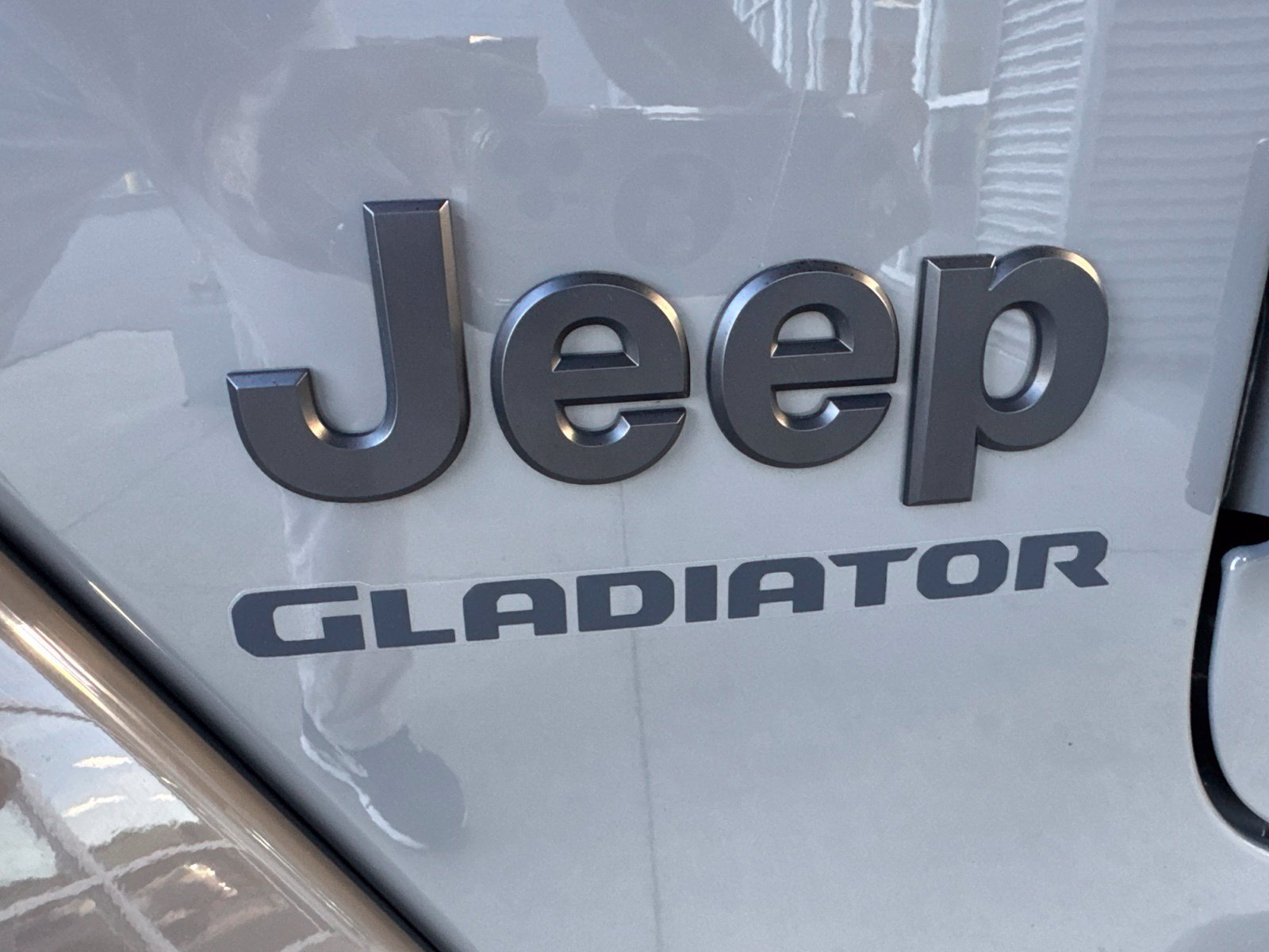Used 2022 Jeep Gladiator Sport AWD/4WD image 13