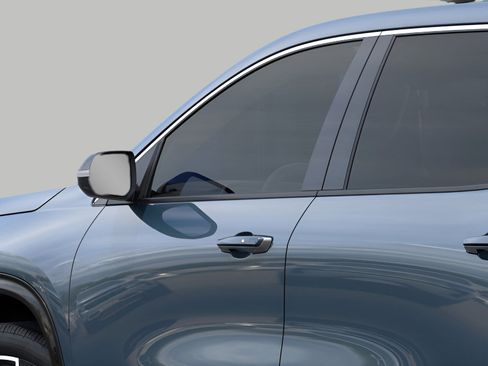 New 2026 Chevrolet Traverse High Country w/ LPO, Floor Liner Package image 12