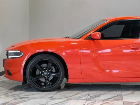 Used 2017 Dodge Charger R/T RWD image 20