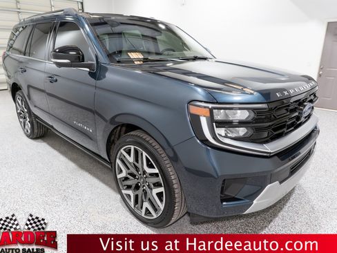 Used 2025 Ford Expedition Platinum w/ Platinum Ultimate Package AWD/4WD image 6