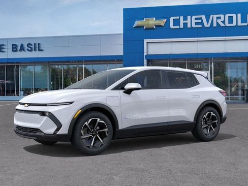 New 2026 Chevrolet Equinox EV LT FWD image 2