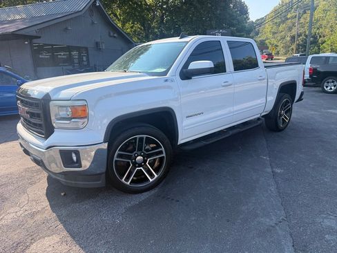 Used 2015 GMC Sierra 1500 SLE w/ Carbon-22 Edition AWD/4WD image 8