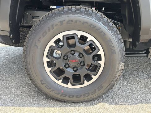 New 2026 Toyota Tacoma 4x4 Double Cab image 17