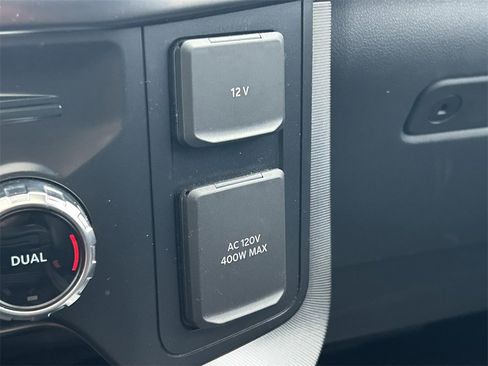 Used 2022 Ford F150 Platinum w/ Equipment Group 701A High image 43