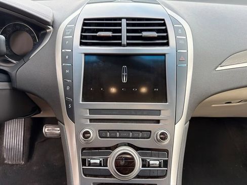 Used 2018 Lincoln MKZ Reserve w/ Magnetic Appearance Package AWD/4WD image 22